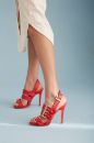 Lively Toka Detaylı İnce Topuk 10 Cm Kırmızı Topuklu Ayakkabı