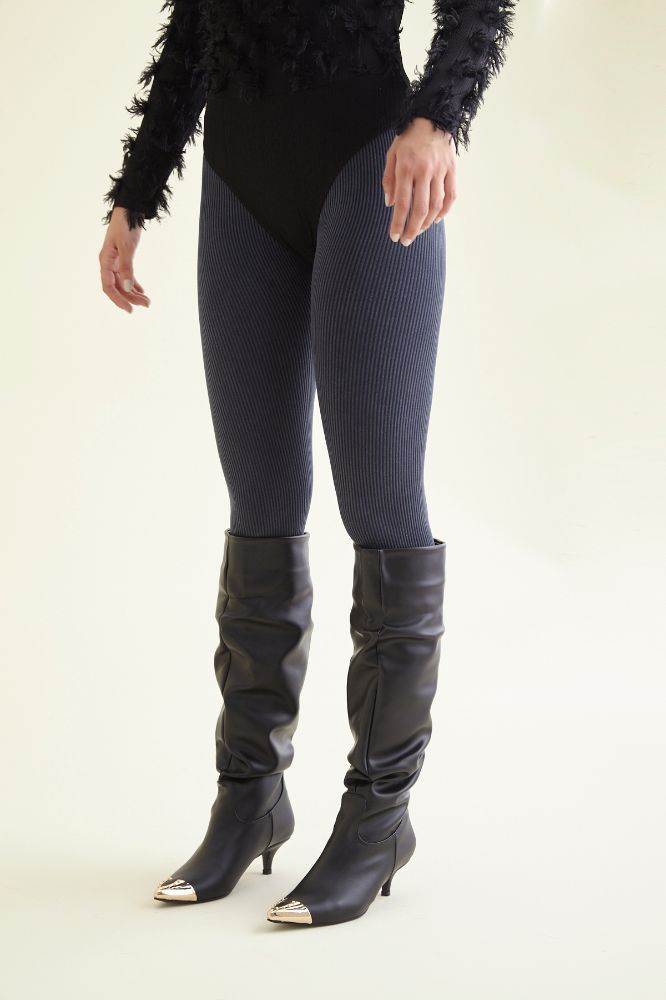 garuda-burnu-aksesuarli-koruklu-SİYAH MAT-M02279-0003318_0