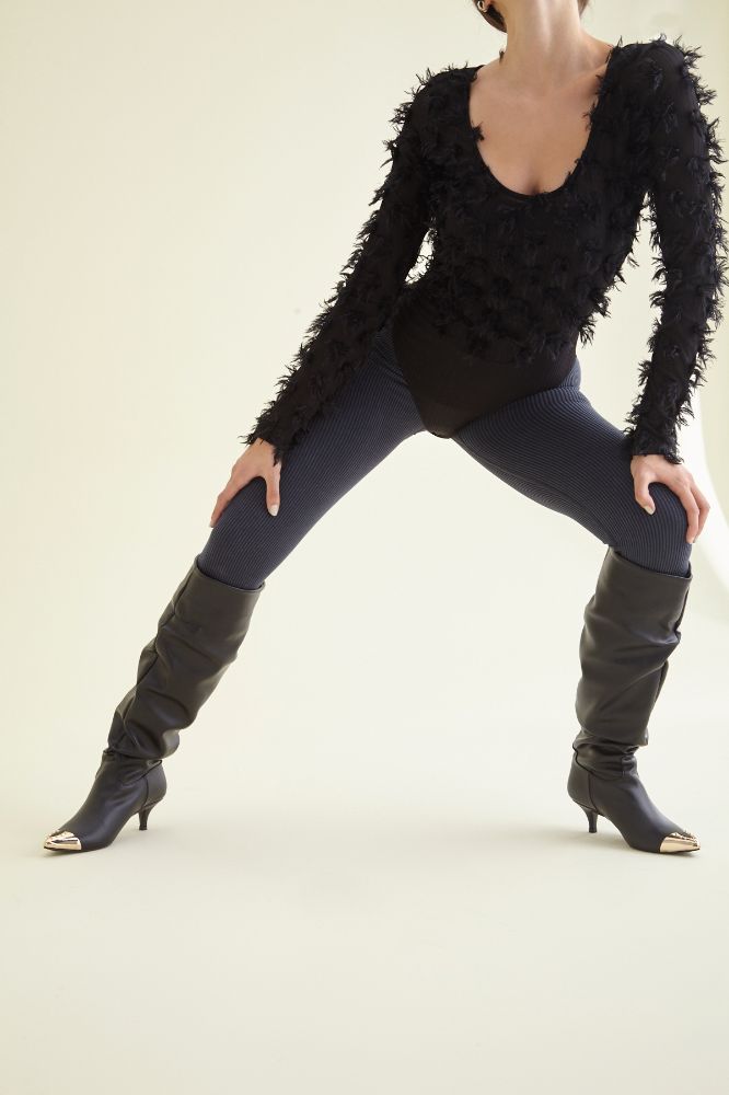 garuda-burnu-aksesuarli-koruklu-SİYAH MAT-M02279-0003319_0