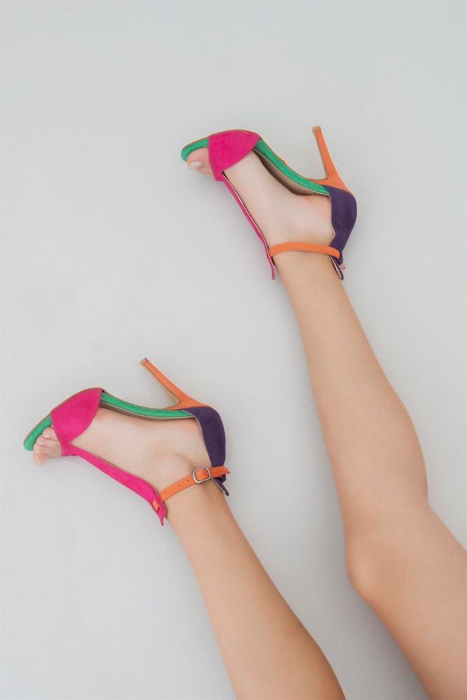 Picture of More İnce Topuk 10 Cm Renkli Topuklu Ayakkabı