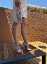 Lozen Zincir Detaylı İnce Topuk 10 Cm Beyaz Gold Topuklu Ayakkabı