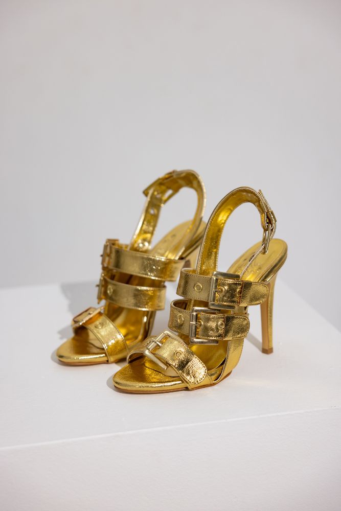Picture of Lively Toka Detaylı İnce Topuk 10 Cm Gold Topuklu Ayakkabı