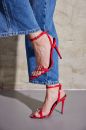 Tula Taşlı Toka Detaylı Bilekten Bantlı İnce Topuk 10 Cm Kırmızı Rugan Topuklu Ayakkabı
