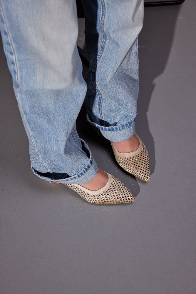 Madi Taş Detaylı Kalın Topuk 2 Cm Krem Topuklu Ayakkabı resmi