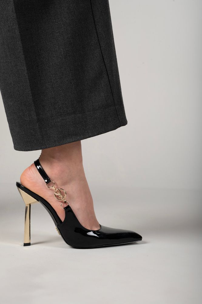Stella Aksesuar Detaylı İnce Topuk 10 Cm Siyah Rugan Stiletto resmi