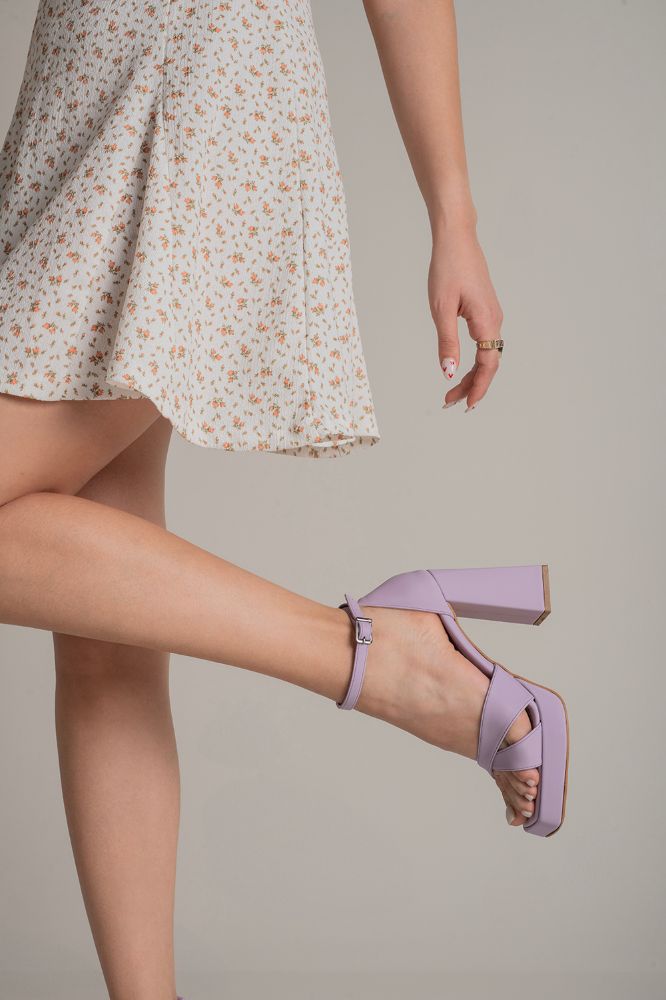 Eroso Çapraz Bantlı Kalın Topuk 11 Cm Lila Mat Platform resmi