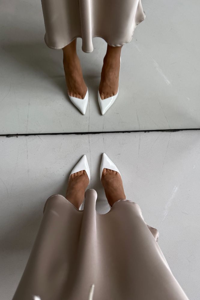 Swag İnce Topuk 10 Cm Beyaz Rugan Stiletto resmi