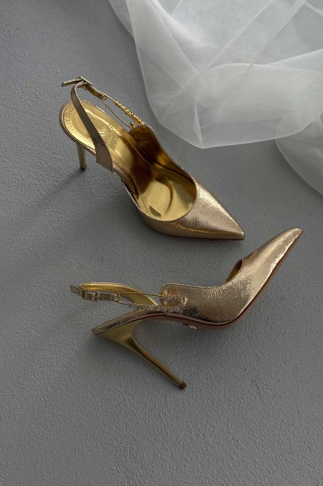 Brooch Aksesuar Detaylı İnce Topuk 10 Cm Gold Stiletto resmi
