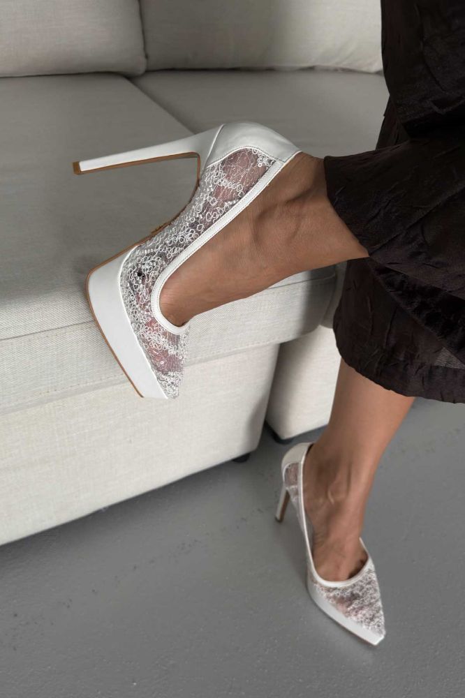 Riet İnce Topuk 13 Cm Beyaz Dantelli Platform resmi