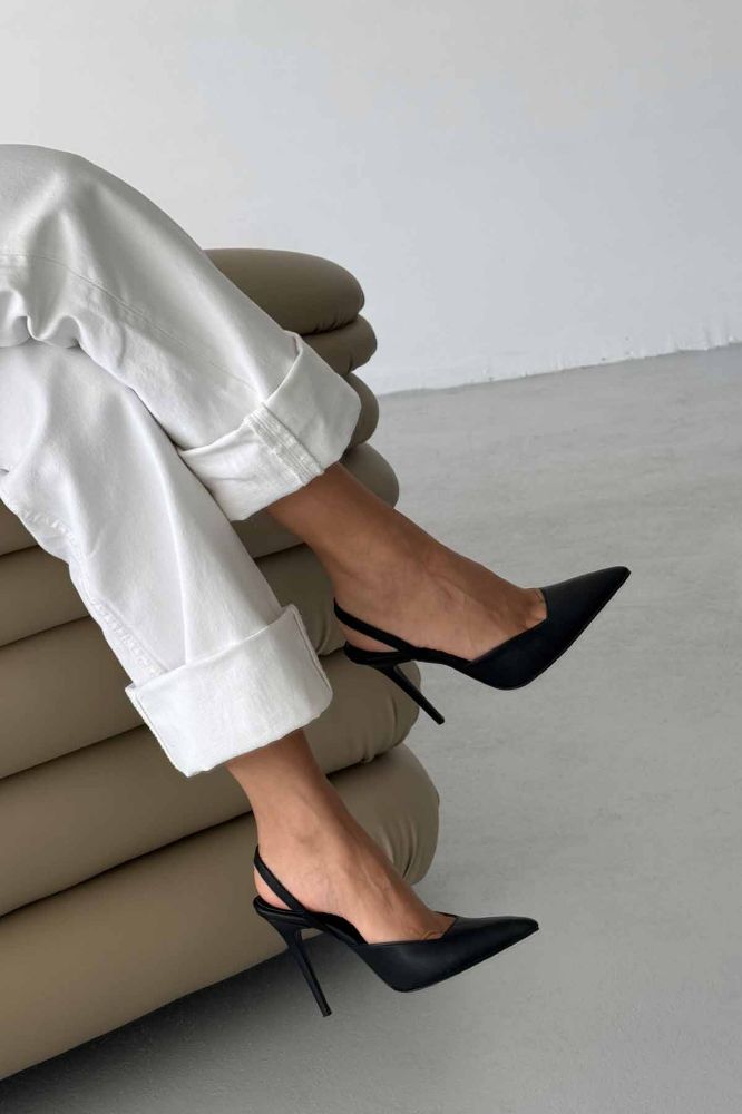 Zuri İnce Topuk 10 Cm Siyah Mat Stiletto resmi