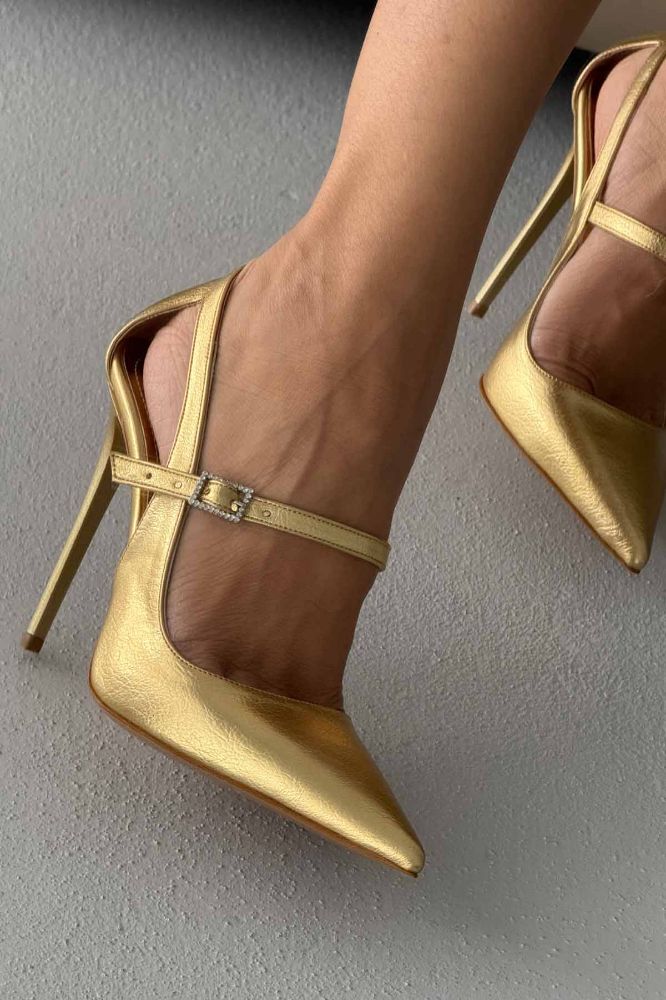 Leida Taşlı Toka Detaylı İnce Topuk 12 Cm Gold Kırışık Stiletto resmi