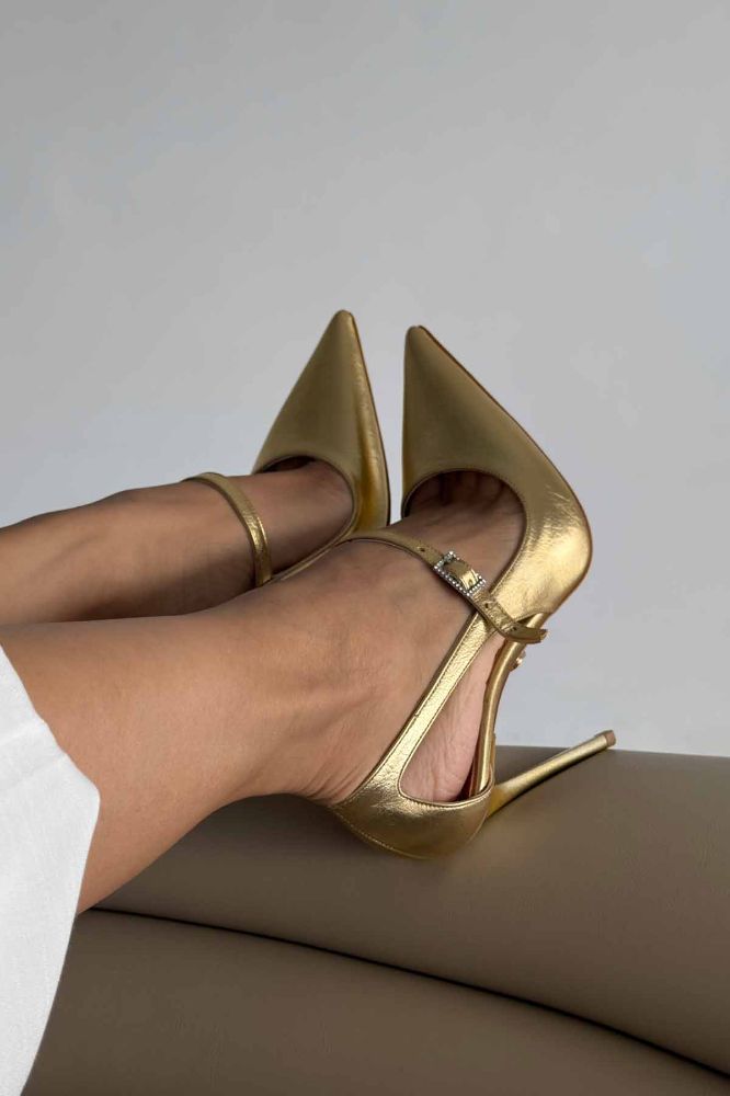 Leida Taşlı Toka Detaylı İnce Topuk 12 Cm Gold Kırışık Stiletto resmi
