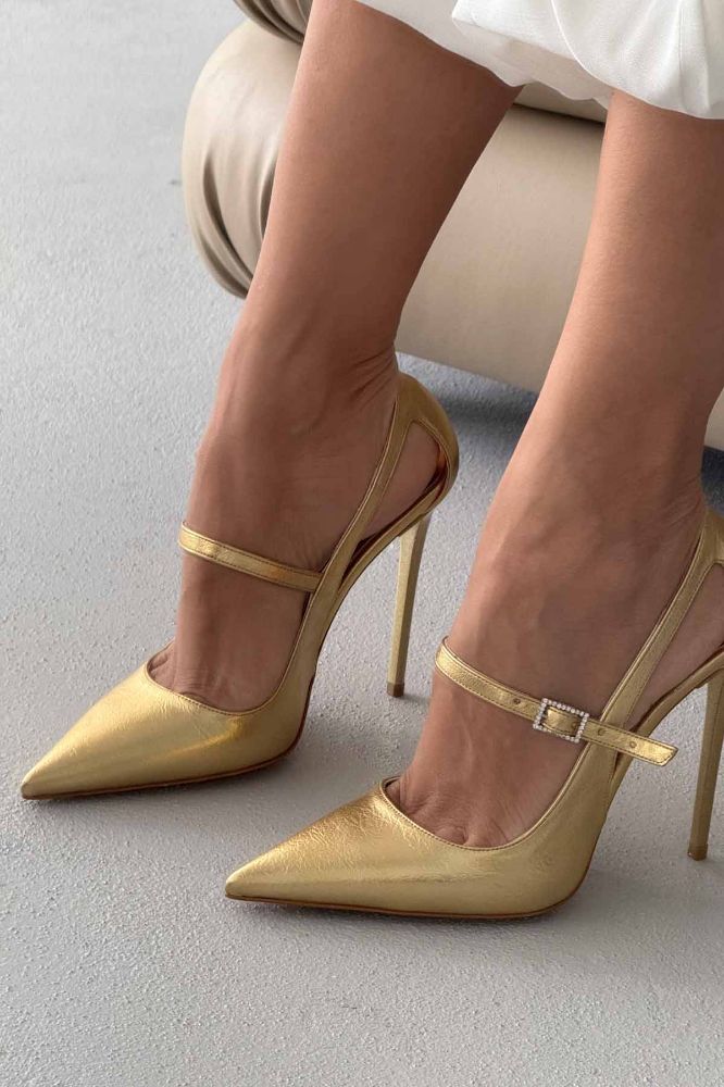 Leida Taşlı Toka Detaylı İnce Topuk 12 Cm Gold Kırışık Stiletto resmi