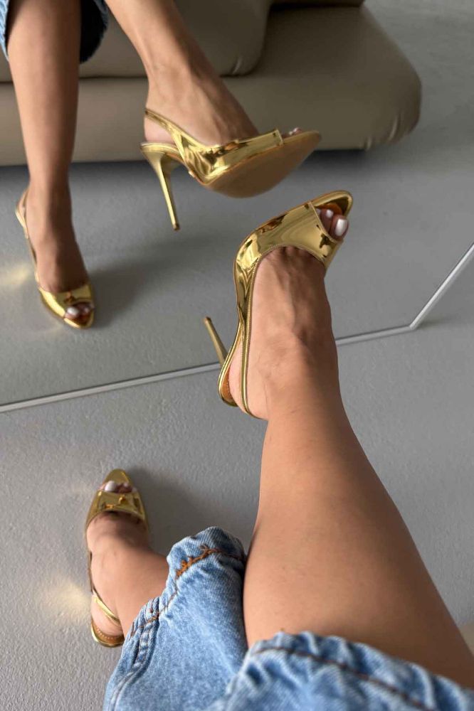 Baby Burnu Açık İnce Topuk 10 Cm Gold Topuklu Ayakkabı resmi