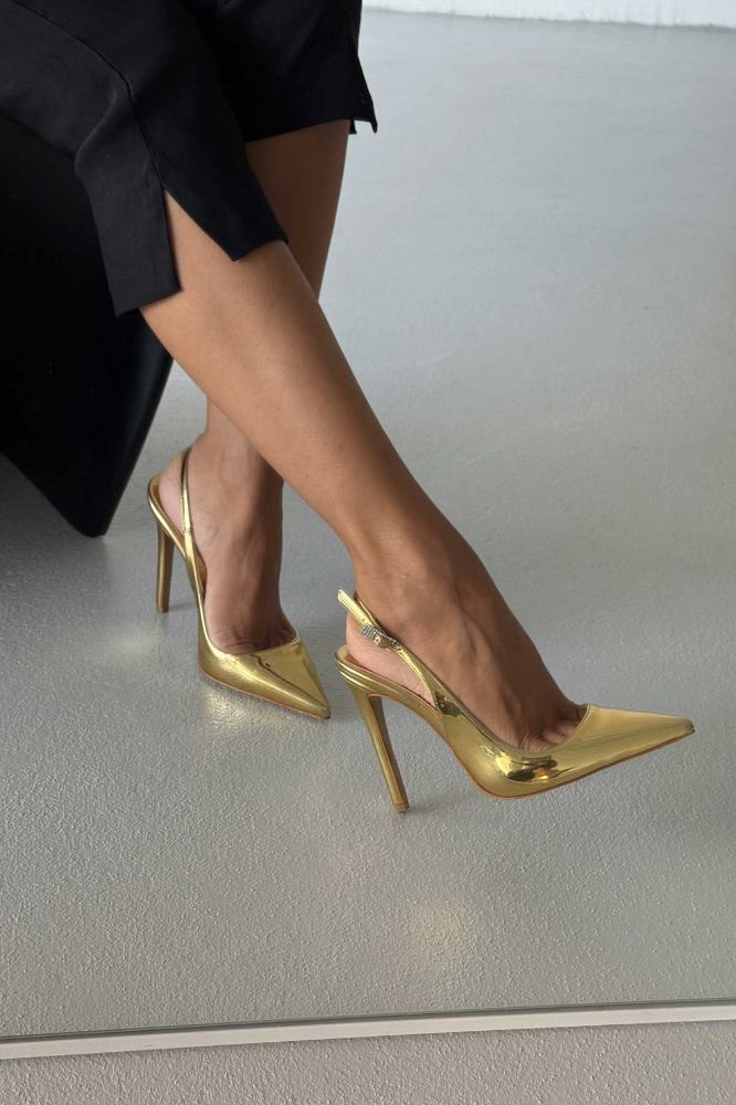 Awed Taşlı Toka Detaylı İnce Topuk 12 Cm Gold Stiletto resmi