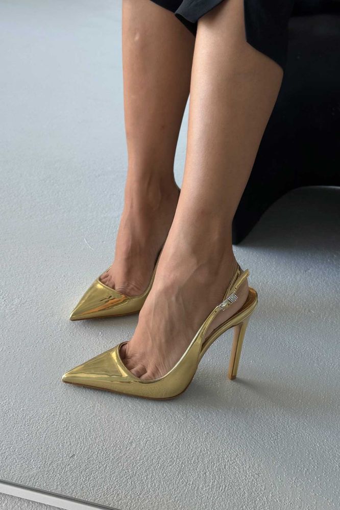 Awed Taşlı Toka Detaylı İnce Topuk 12 Cm Gold Stiletto resmi