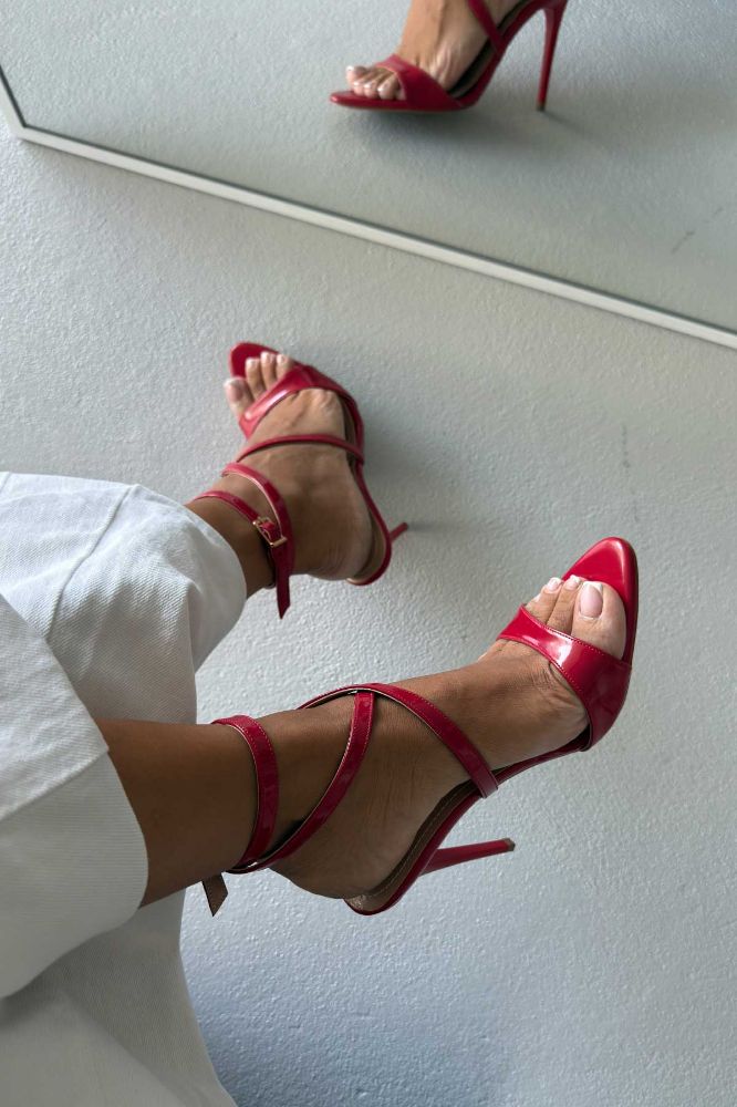 Sarah İnce Topuk 10 Cm Kırmızı Rugan Stiletto resmi