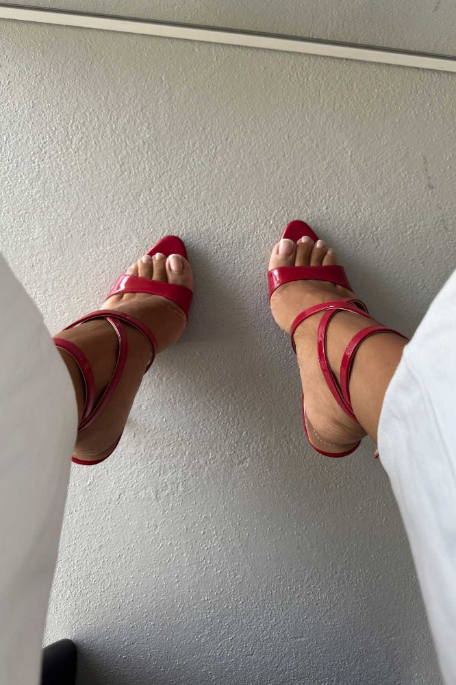 Sarah İnce Topuk 10 Cm Kırmızı Rugan Stiletto resmi