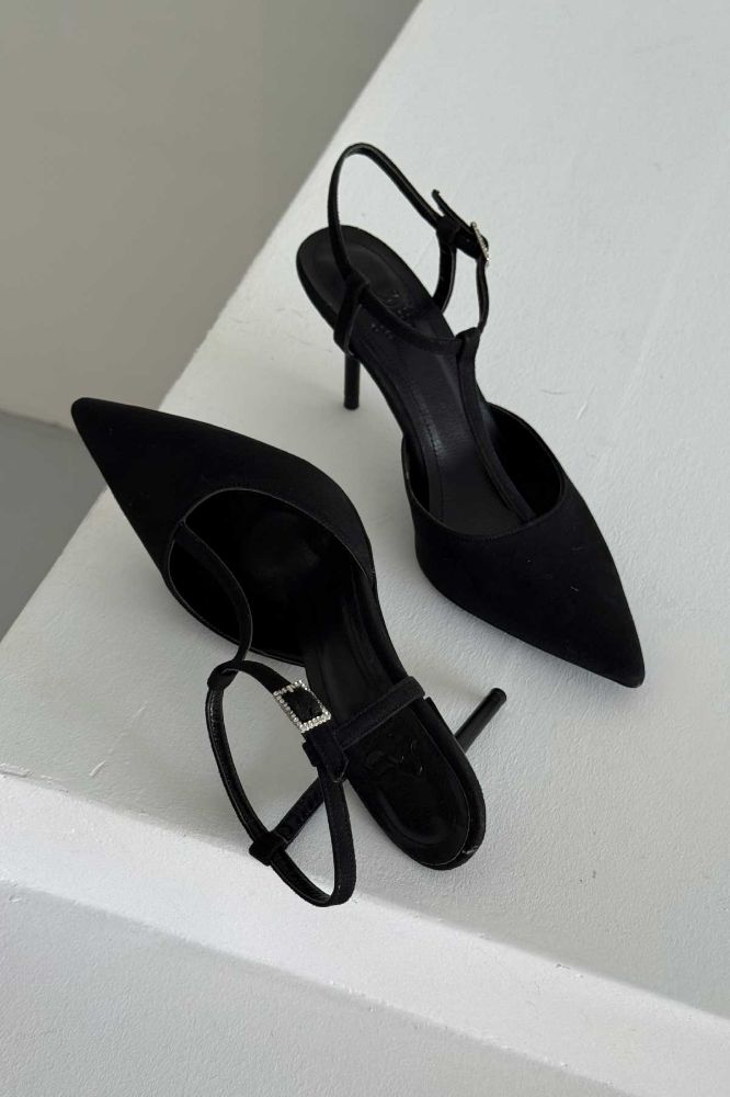 Laura Taşlı Tokalı İnce Topuk 8 Cm Siyah Süet Stiletto resmi