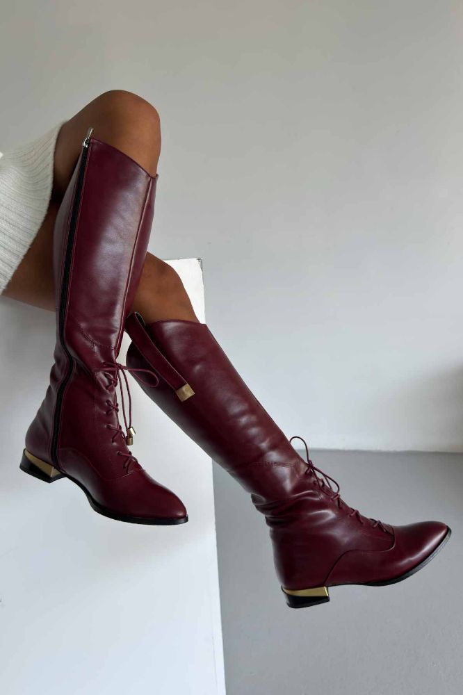 Janica Bağcık Ve Toka Detaylı Kalın Topuk 3 Cm Bordo Mat Çizme resmi