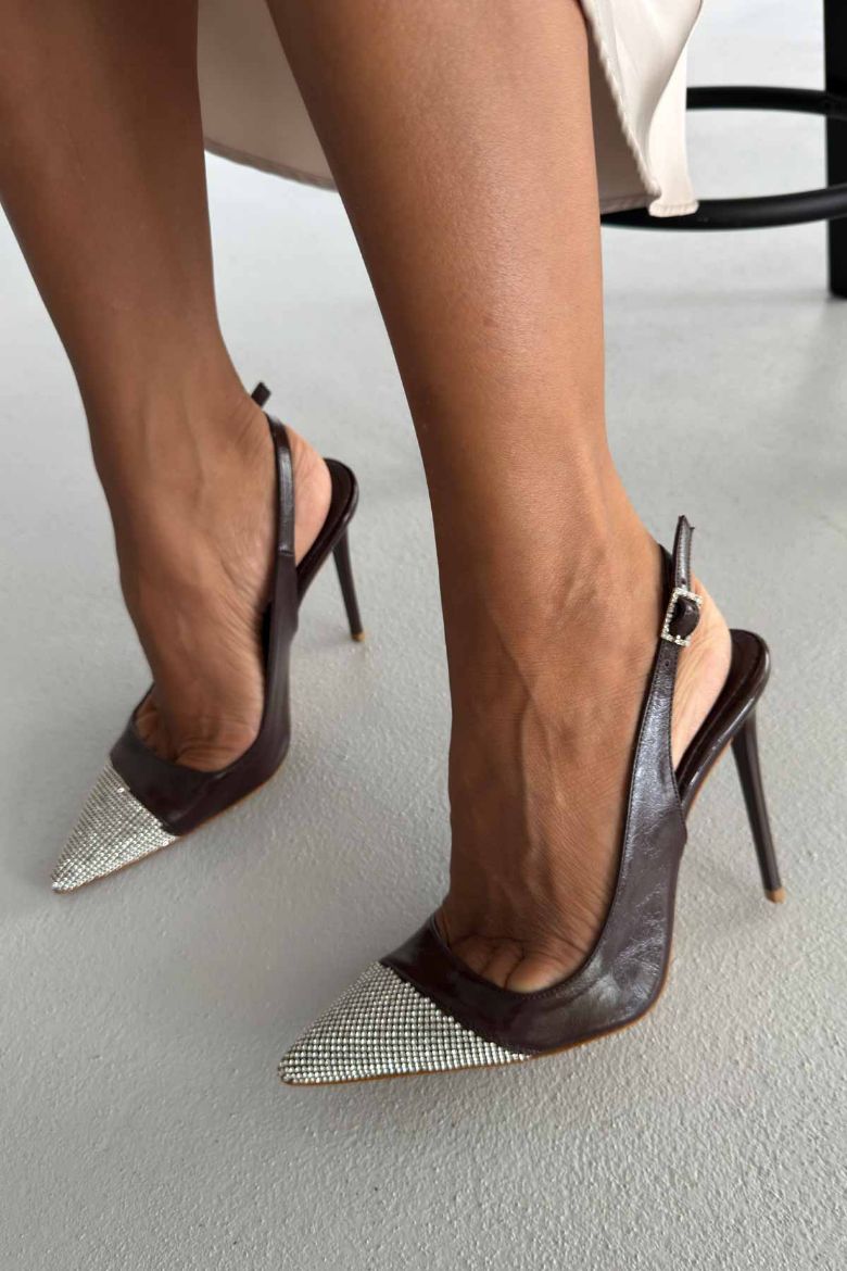 Jewel Taş Detaylı İnce Topuk 12 Cm Kahve Kırışık Rugan Stiletto resmi