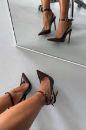 Zion Toka Detaylı İnce Topuk 12 Cm Acı Kahve Rugan Stiletto