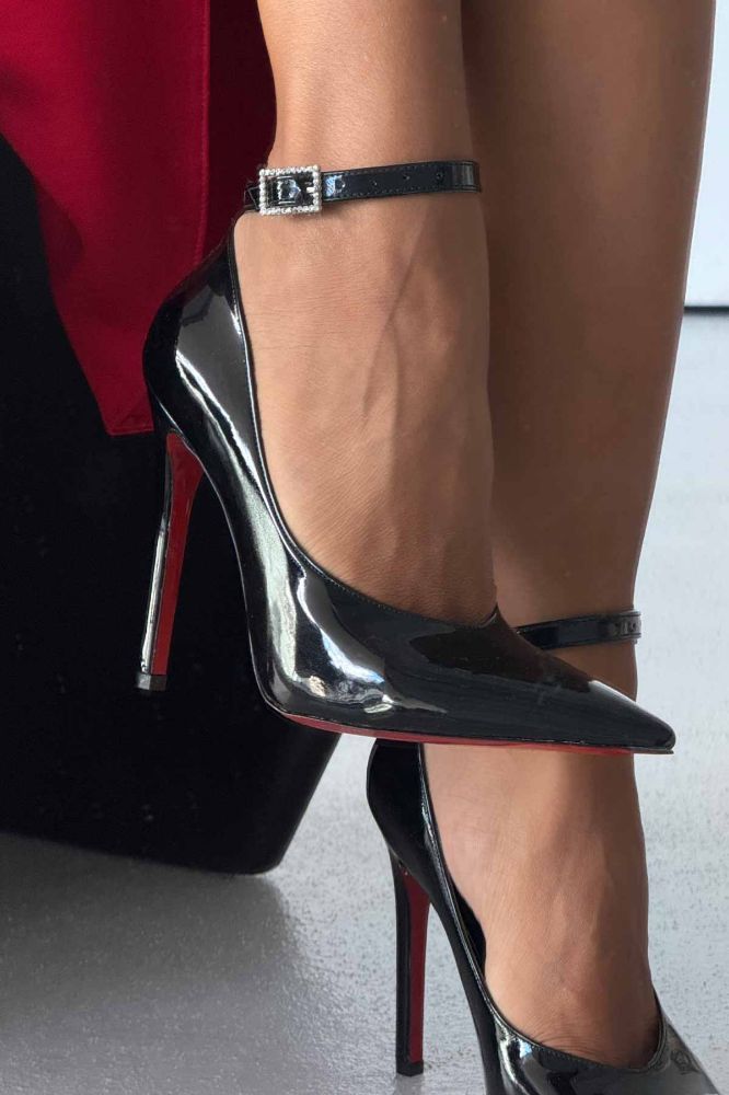 Lucia Taşlı Toka Detaylı İnce Topuk 12 Cm Siyah Rugan Stiletto resmi