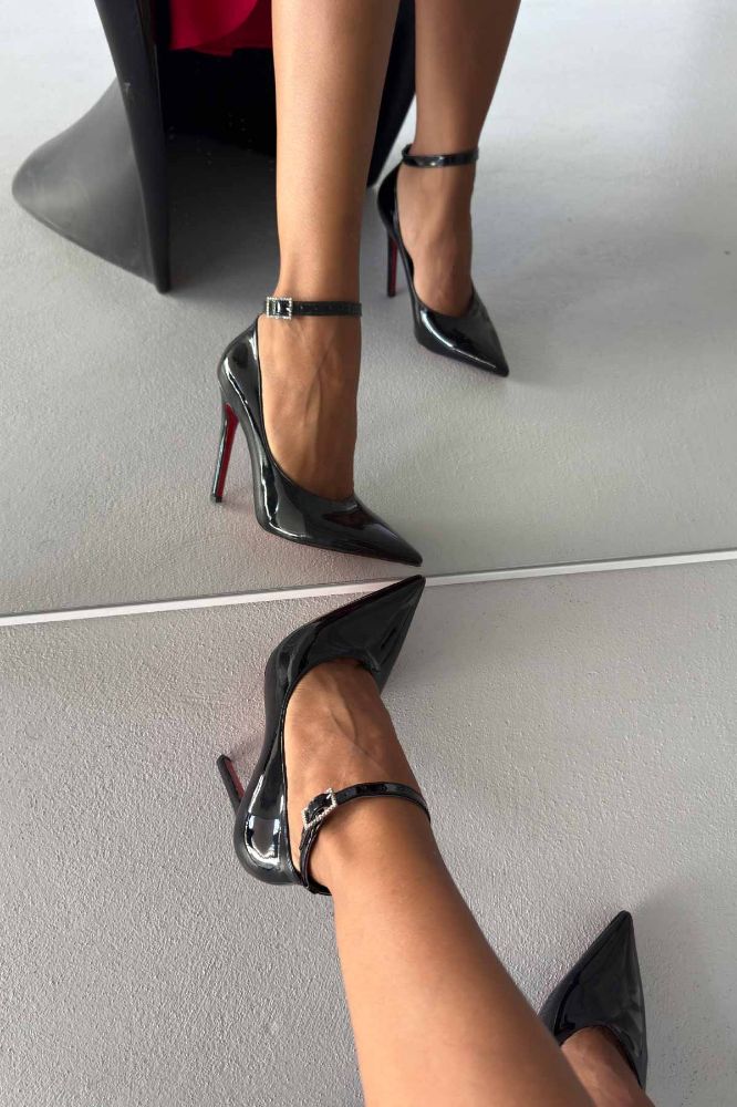 Lucia Taşlı Toka Detaylı İnce Topuk 12 Cm Siyah Rugan Stiletto resmi