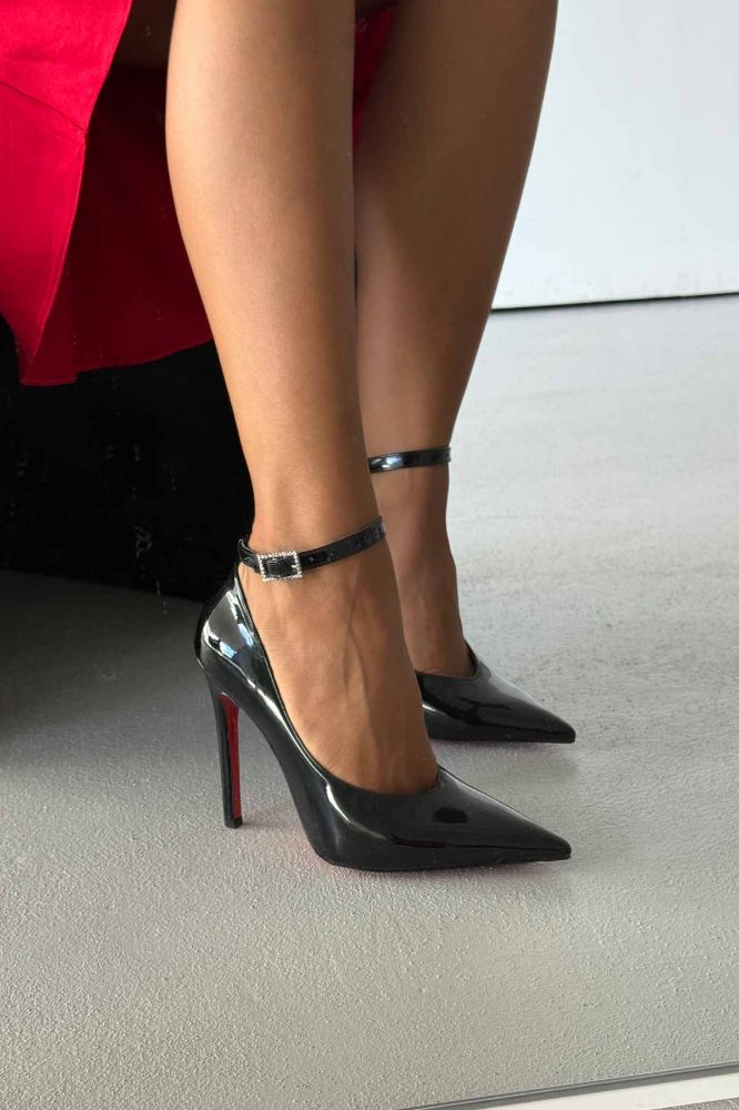 Lucia Taşlı Toka Detaylı İnce Topuk 12 Cm Siyah Rugan Stiletto resmi