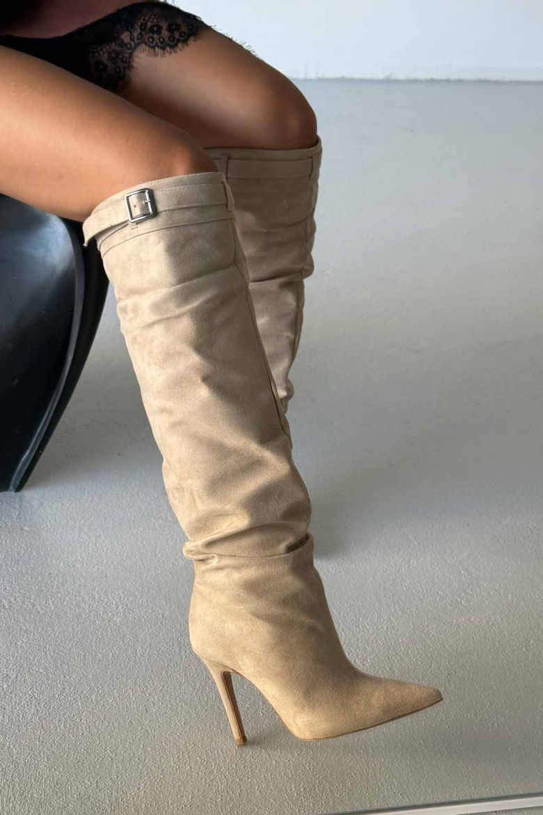 Erin Toka Detaylı İnce Topuk 10 Cm Ten Süet Çizme resmi