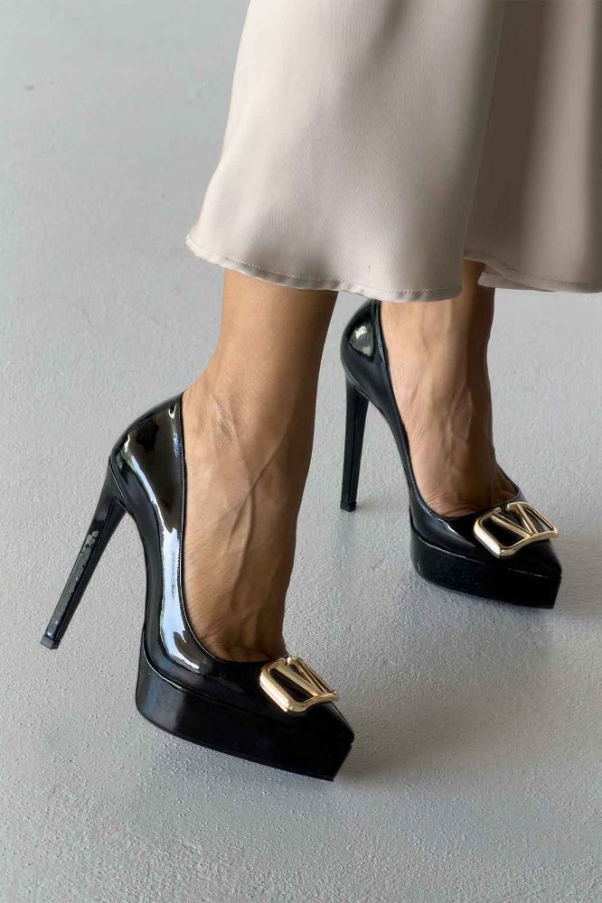 Gunhild Toka Detaylı İnce Topuk 13 Cm Siyah Rugan Platform resmi