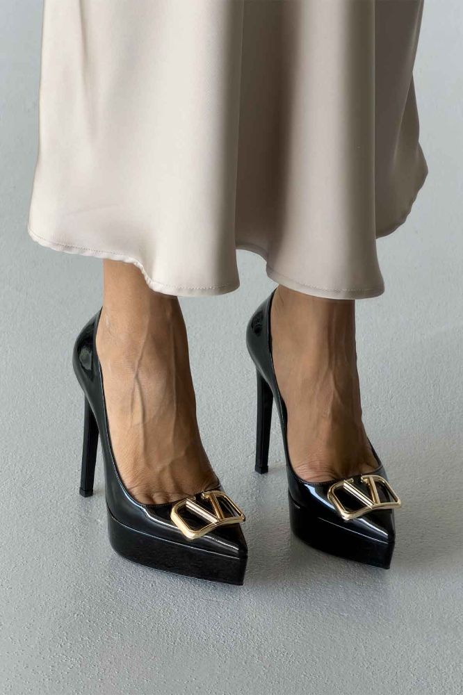 Gunhild Toka Detaylı İnce Topuk 13 Cm Siyah Rugan Platform resmi