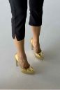 Gunhild Toka Detaylı İnce Topuk 13 Cm Gold Platform