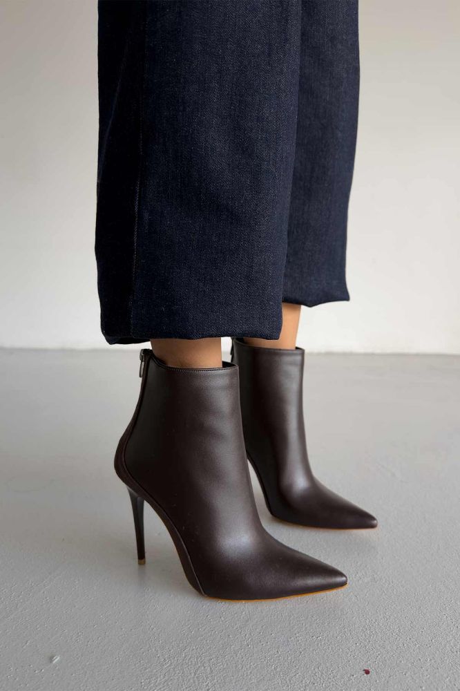 Hayes İnce Topuk 10 Cm Acı Kahve Mat Ve Süet Bot resmi