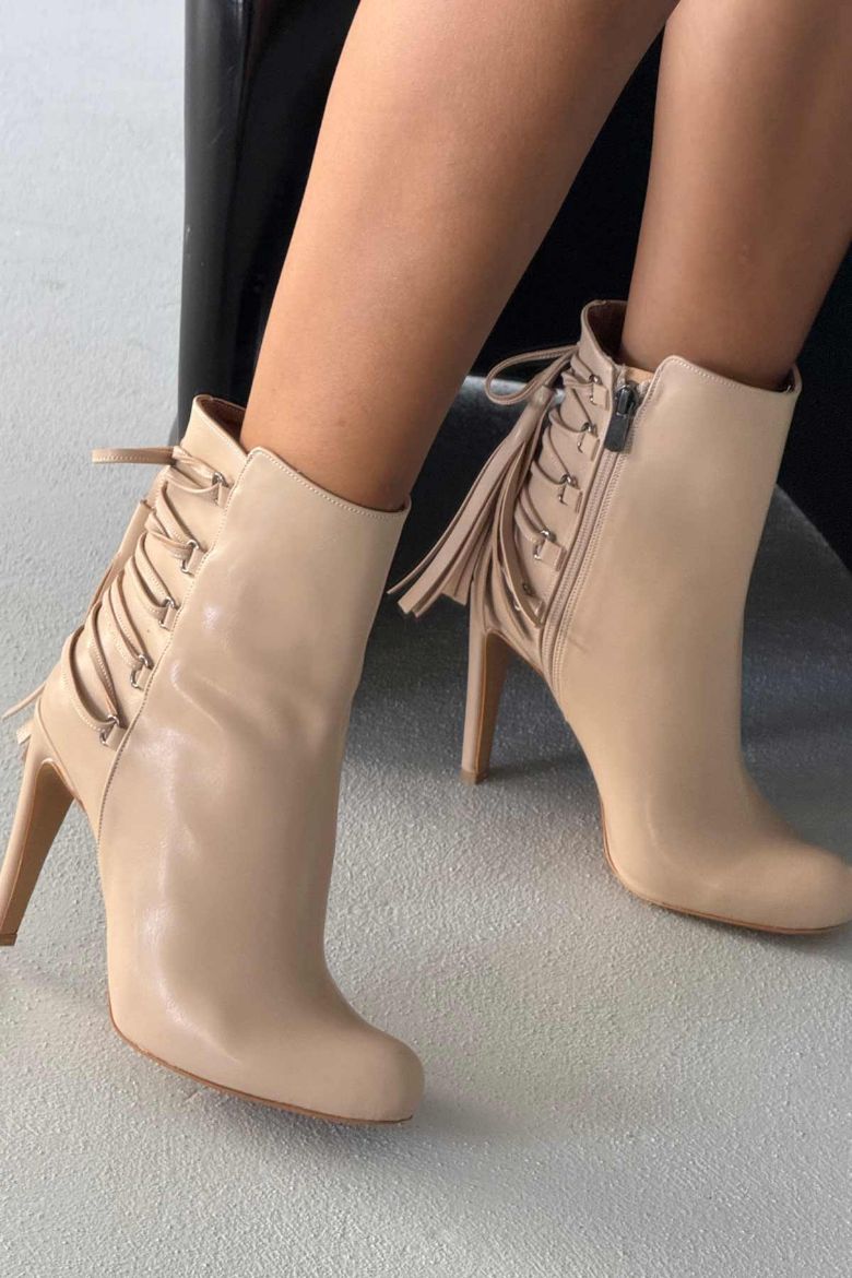 Tressed Bağcık Detaylı İnce Topuk 10 Cm Nude Mat Bot resmi