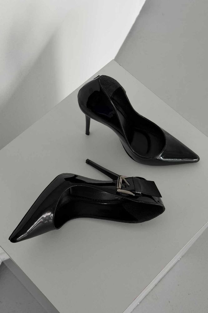 Nadja Clasp Toka Detaylı İnce Topuk 10 Cm Siyah Stiletto resmi