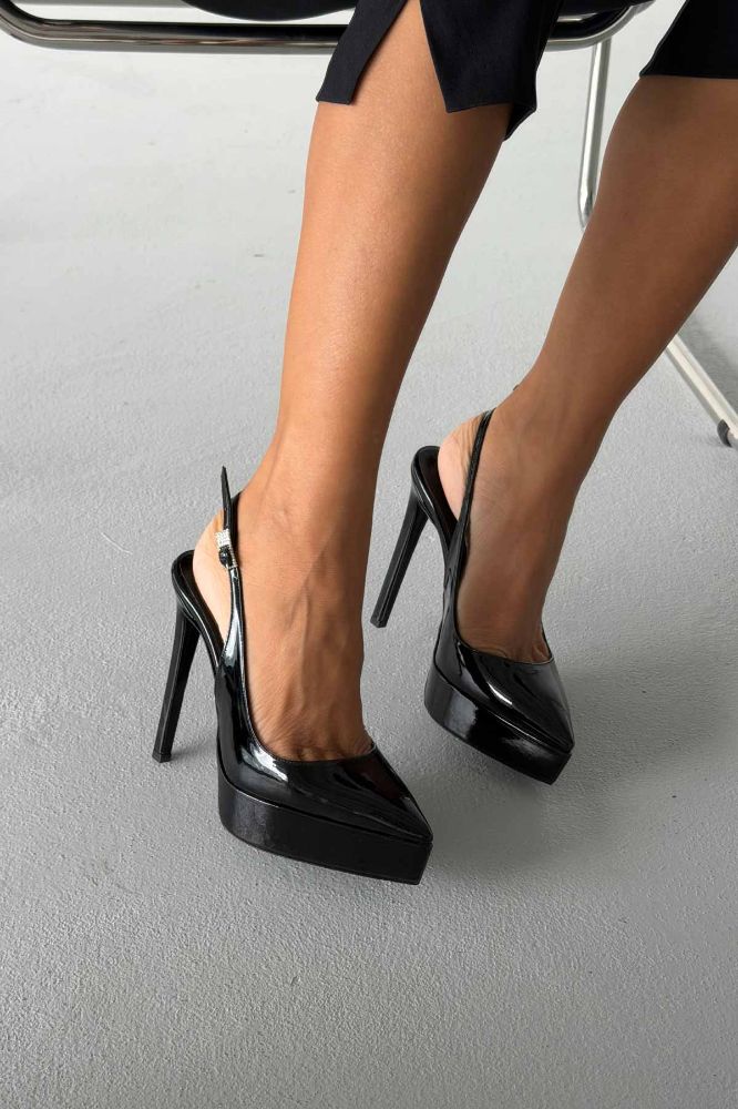 Dovie Taşlı Toka Detaylı İnce Topuk 13 Cm Siyah Rugan Platform resmi