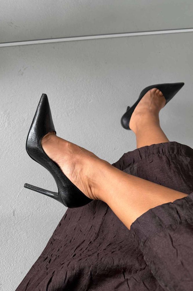 Fia İnce Topuk 12 Cm Siyah Yılan Desenli Stiletto resmi