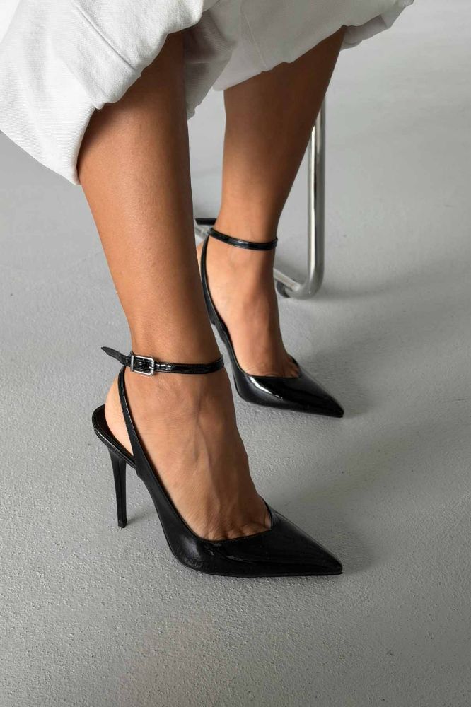 Gina Bilekten Bantlı İnce Topuk 10 Cm Siyah Rugan Stiletto resmi