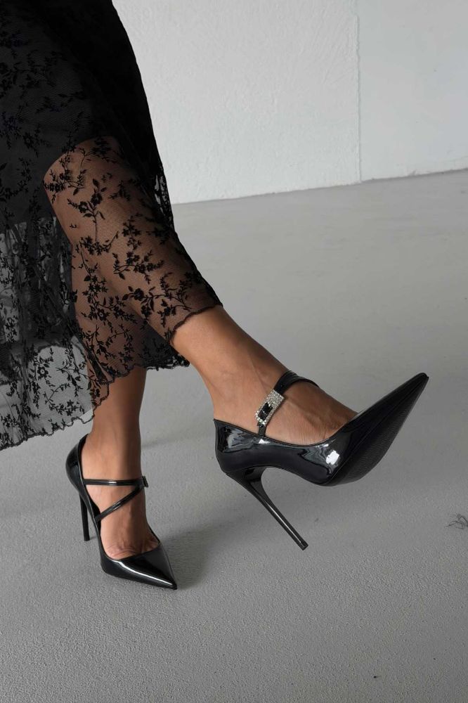 Magi Taşlı Toka Detaylı İnce Topuk 12 Cm Siyah Rugan Stiletto resmi