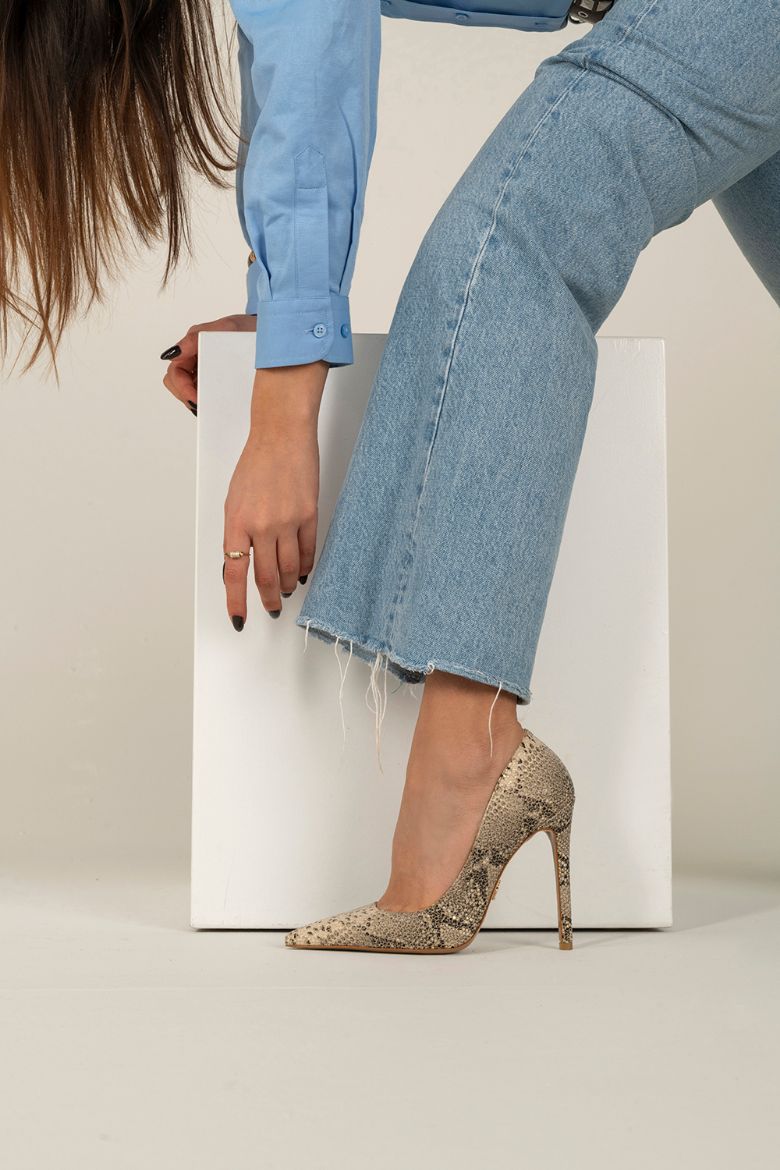 Fia İnce Topuk 12 Cm Kahve Ten Yılan Desenli Stiletto resmi