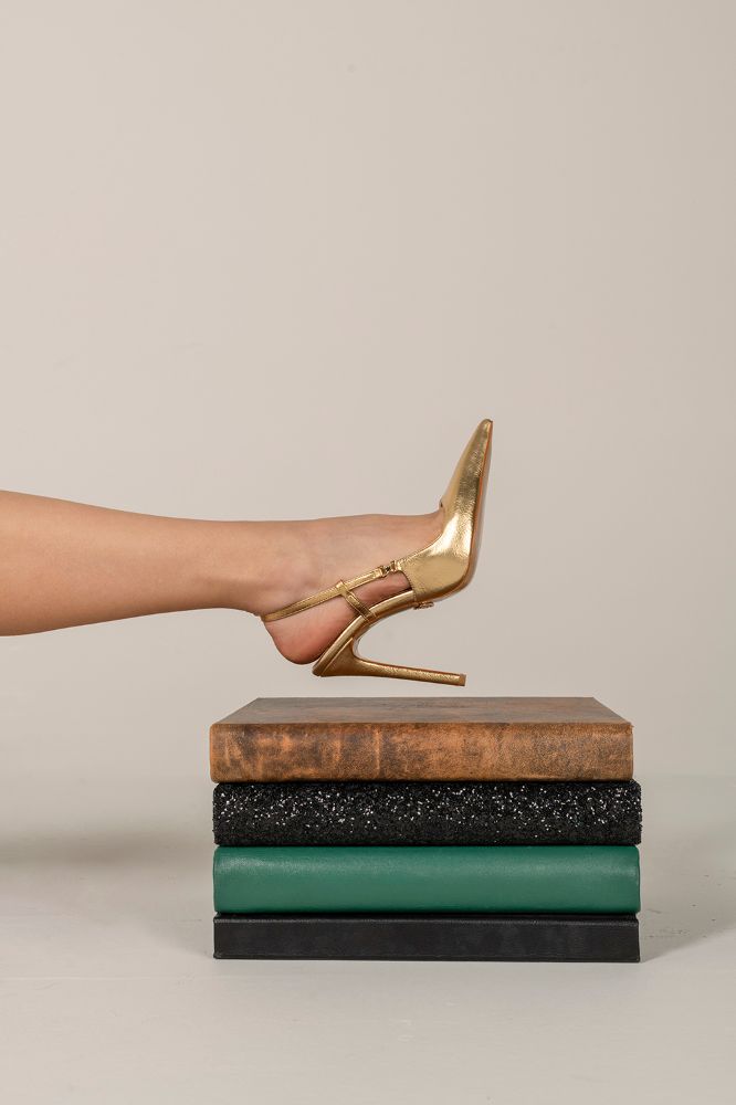 Waft Toka Detaylı İnce Topuk 12 Cm Gold Kırışık Stiletto resmi