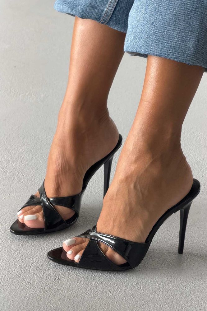 Ophelia  İNCE TOPUK 10 CM SİYAH RUGAN TERLİK resmi