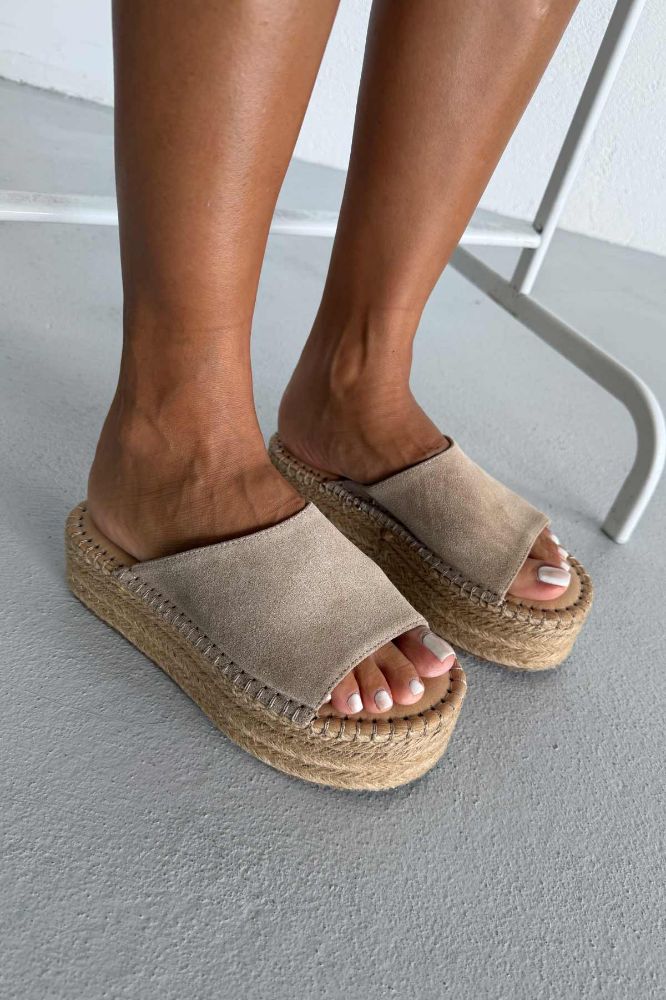 Sverre Hakiki Deri Dolgu Topuk  5 CM TEN SÜET TERLİK resmi