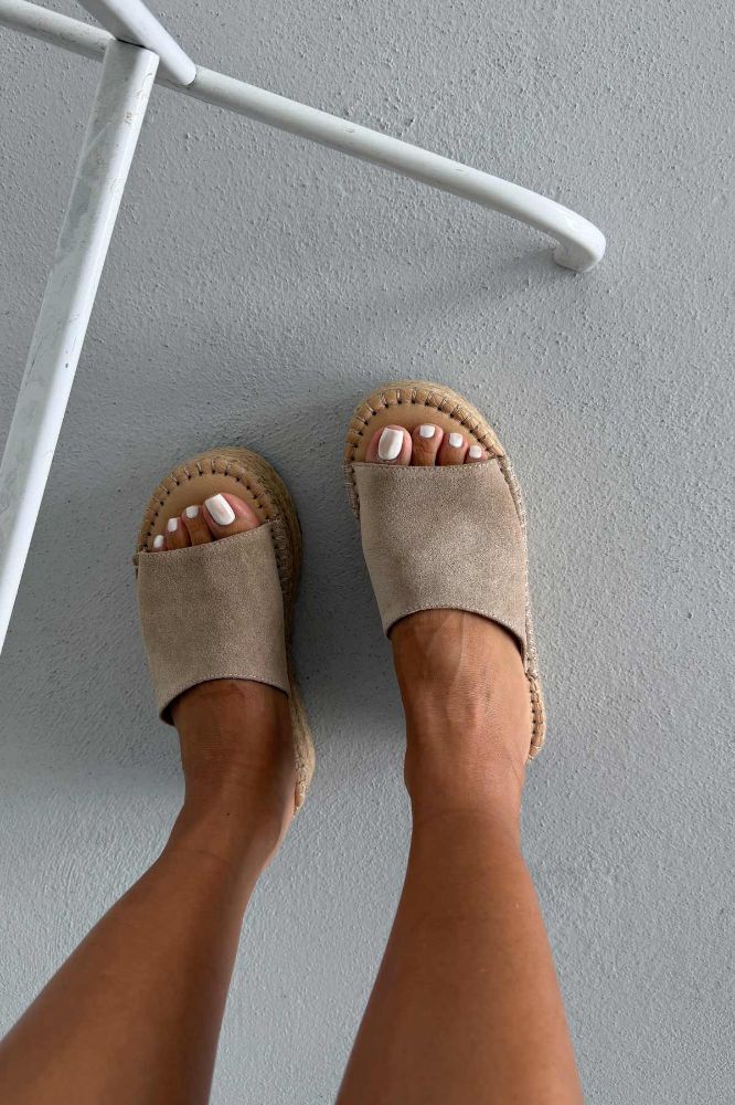 Sverre Hakiki Deri Dolgu Topuk  5 CM TEN SÜET TERLİK resmi