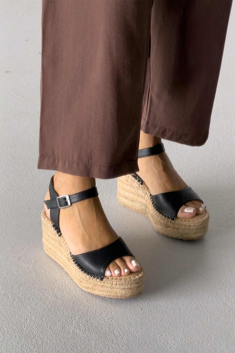 Oliver Hakiki Deri Dolgu Topuk  8 CM SİYAH MAT SANDALET resmi