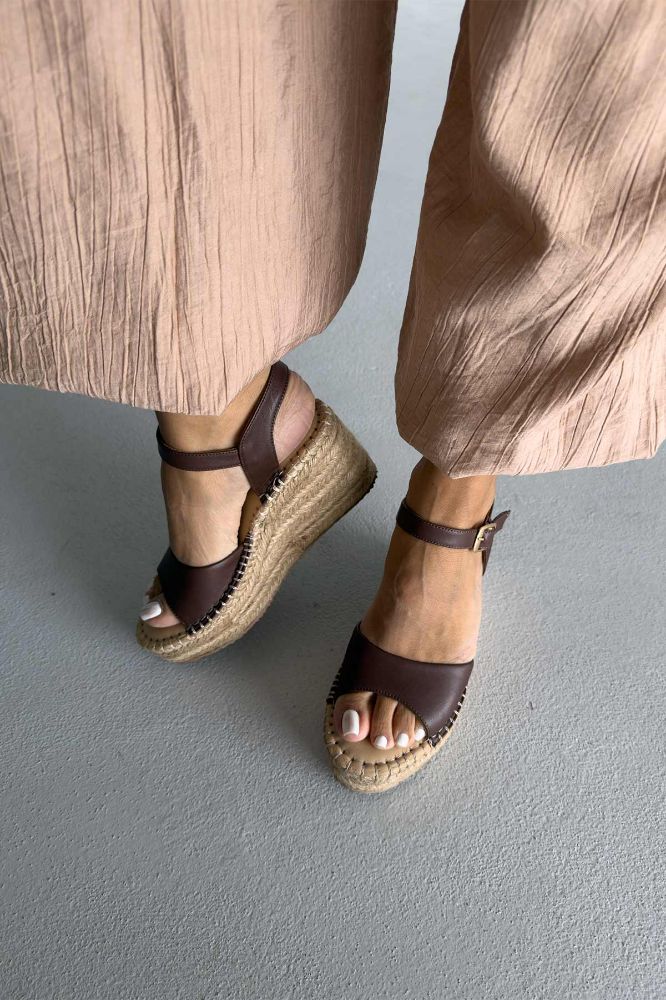 Oliver Hakiki Deri Dolgu Topuk  8 CM KAHVERENGİ MAT SANDALET resmi