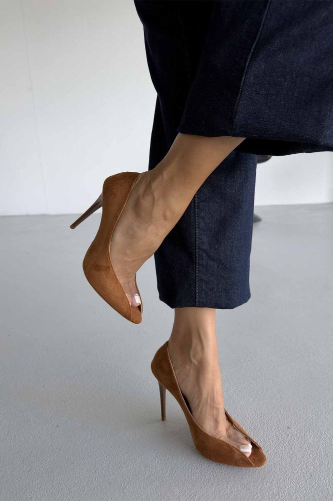 Loan Şeffaf Detaylı İnce Topuk 10 Cm Taba Süet Stiletto resmi