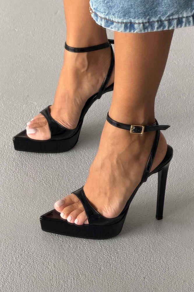 Giulia Bilekten Bantlı İnce Topuk 13 Cm Siyah Rugan Platform resmi