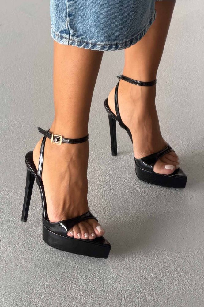 Giulia Bilekten Bantlı İnce Topuk 13 Cm Siyah Rugan Platform resmi